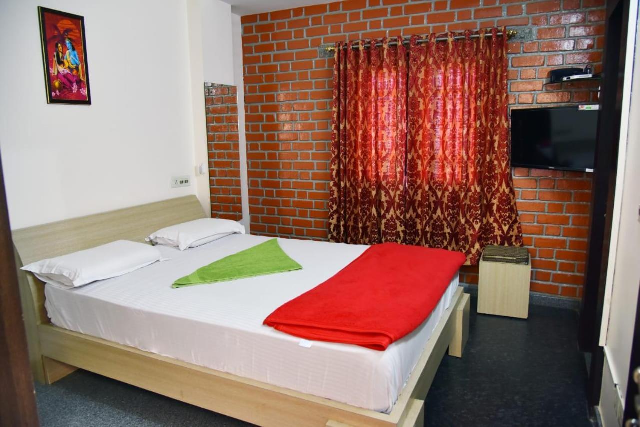 Mango Tree Homestay Hampi Exterior photo
